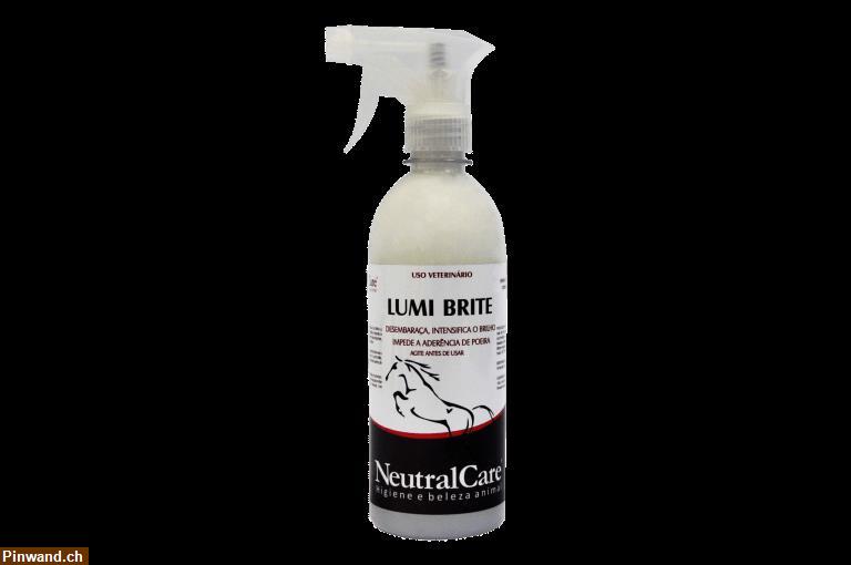 Bild 1: „Lumi Brite“ Spray für Mähne und Schweif und für die Fellpflege 500 ml