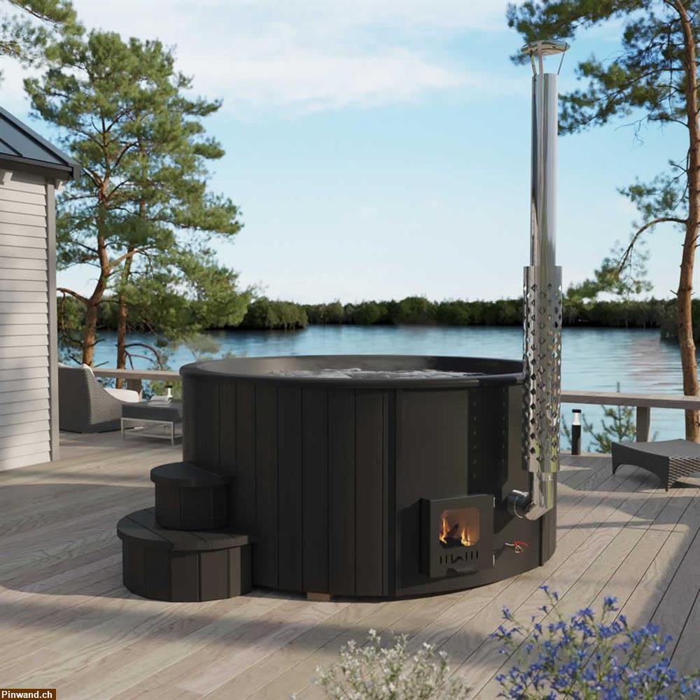 Bild 1: Hot Tub Black Limited Edition zu verkaufen