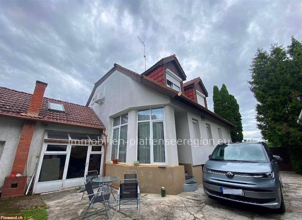 Bild 1: Renov. Haus EG-DG Ungarn Balatonr.371m² Nr.60/88