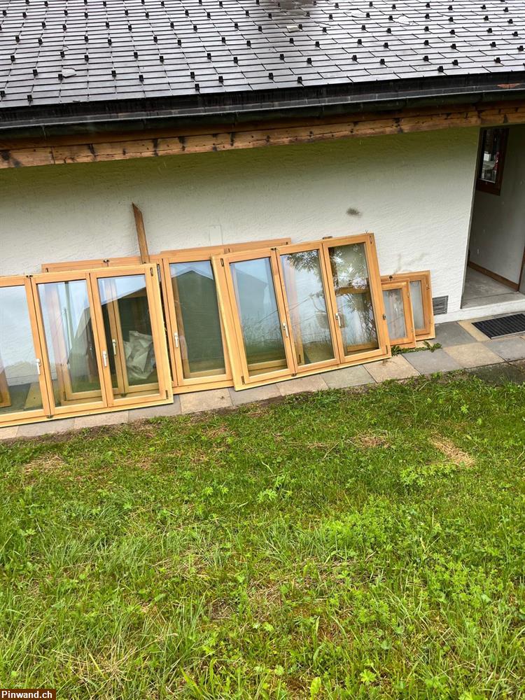 Bild 1: Diverse Fenster zu verkaufen