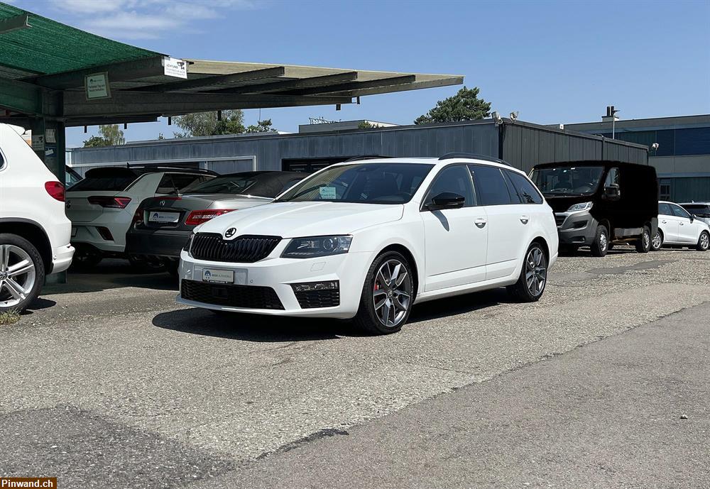 Bild 1: SKODA Octavia Combi 2.0 TSI RS 220 DSG zu verkaufen