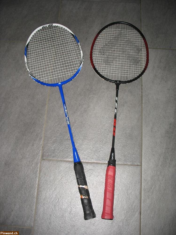 Bild 1: Zwei Badmintonrackets Spielschläger Shuttles zu verkaufen