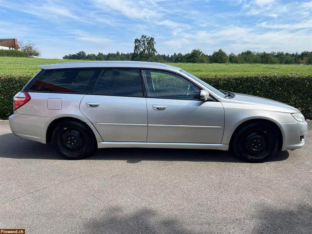 Bild 4: SUBARU Legacy 2.0R AWD Swiss