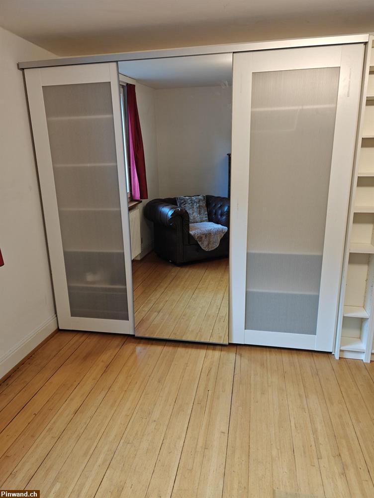 Bild 1: Spiegelschrank gratis zu verschenken