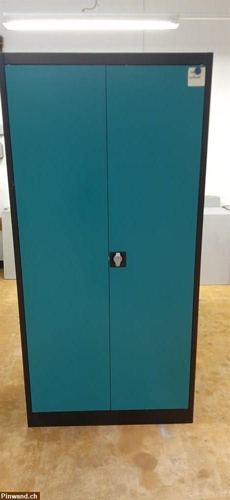 Bild 1: Occasion Metallschrank B 95 T 42 H 195cm zu verkaufen