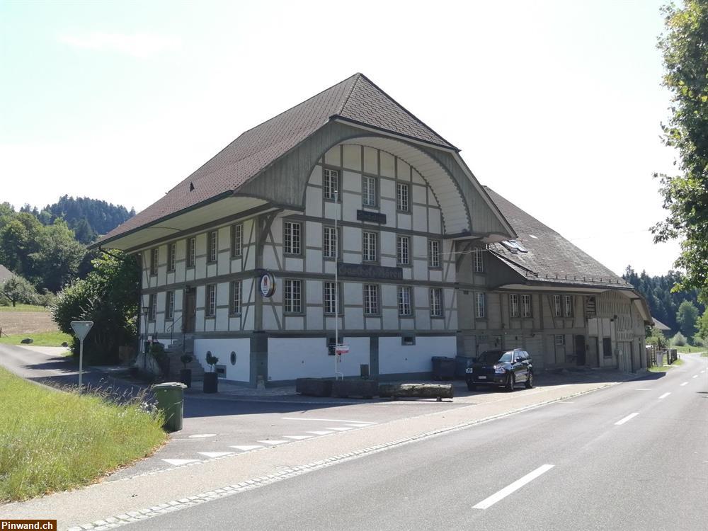 Bild 2: Mehrfamilienhaus mit Pferdestallungen im Emmental zu verkaufen