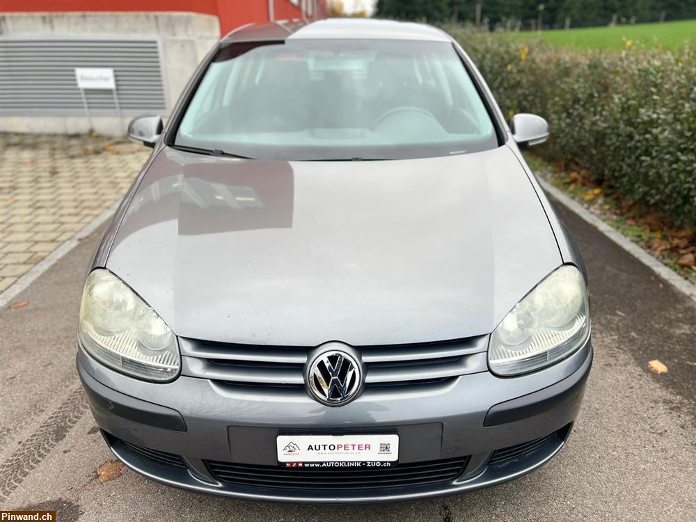 Bild 2: VW Golf 1.6 FSI Sportline