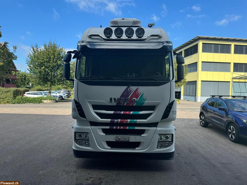 Bild 2: IVECO Stralis 460 Euro 6 Sattelschlepper