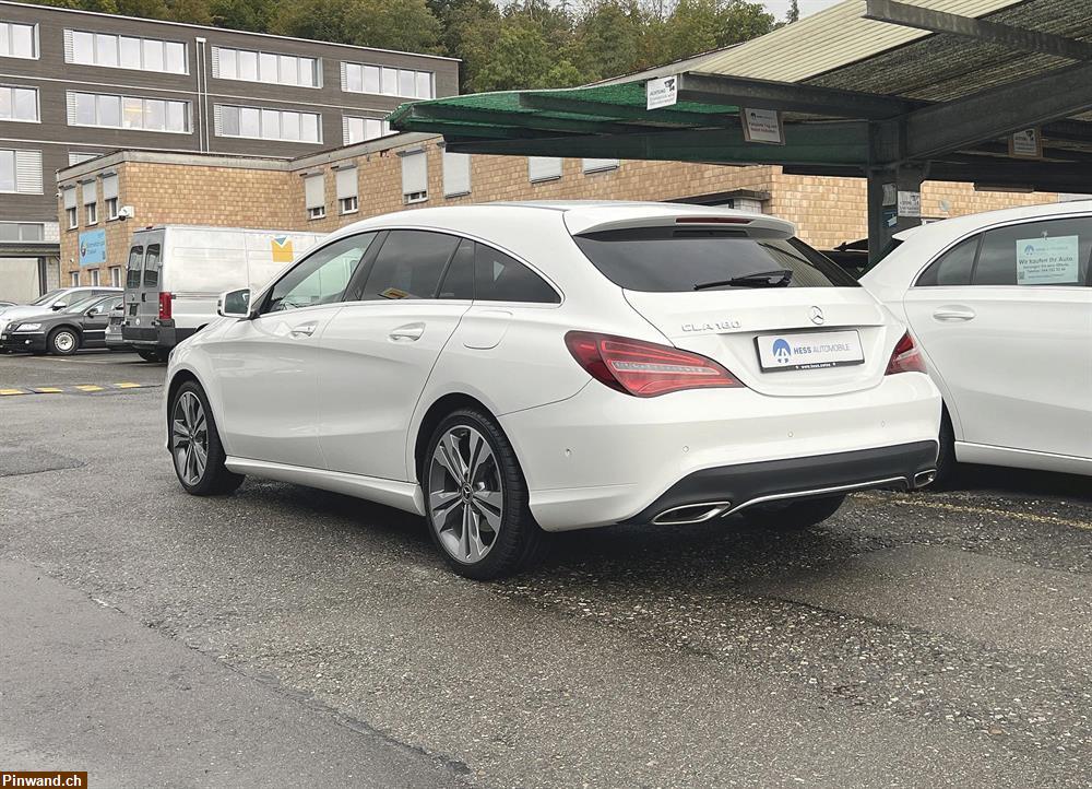 Bild 4: MERCEDES-BENZ CLA Shooting Brake 180 Urban 7G-DCT-Automat