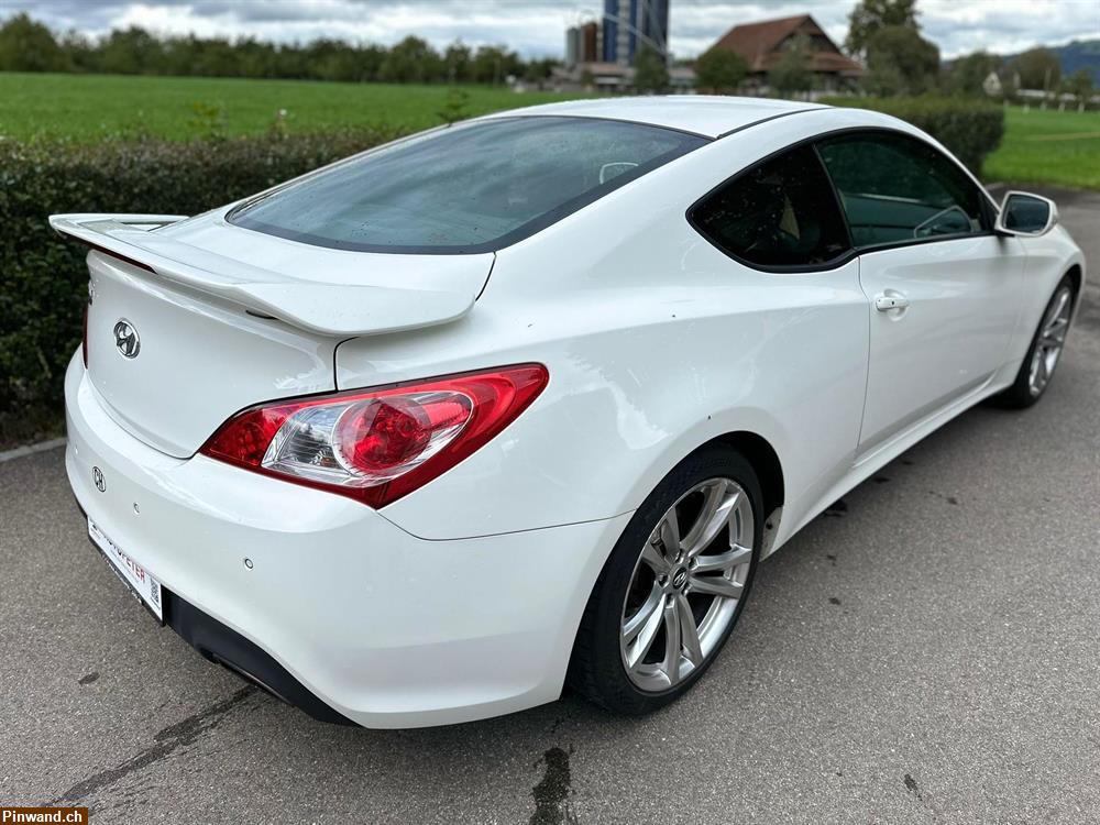 Bild 4: HYUNDAI Genesis 3.8 V6 Automatic zu verkaufen