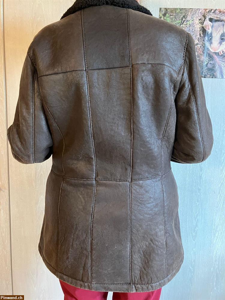 Bild 2: Lammfelljacke Damen Grösse 38 zu verkaufen