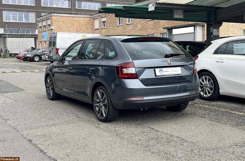 Bild 4: SKODA Rapid Spaceback 1.4 TSI Swiss Edition zu verkaufen