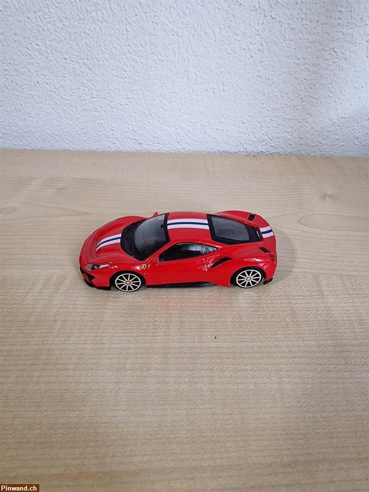 Bild 3: Ferrari 488 Pista 1:43 zu verkaufen