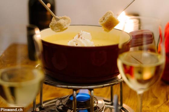 Bild 2: Fondue-Iglu Engstligenalp