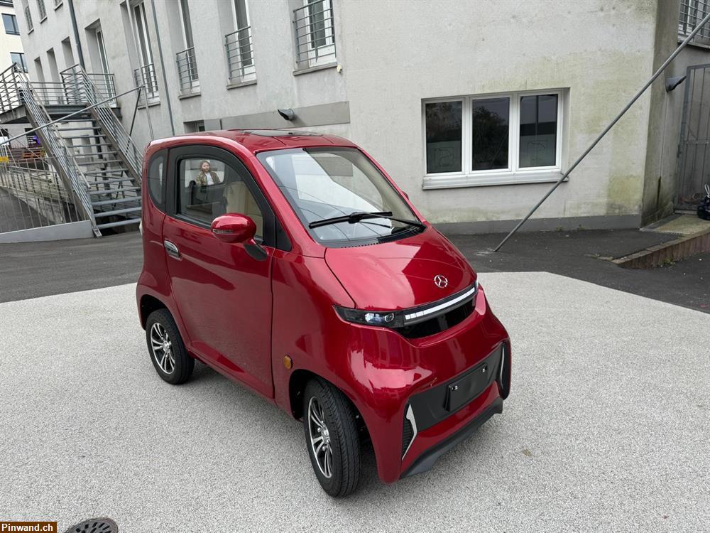 Bild 1: Neuwertiger ELECTRIC MINI CAR zu verkaufen