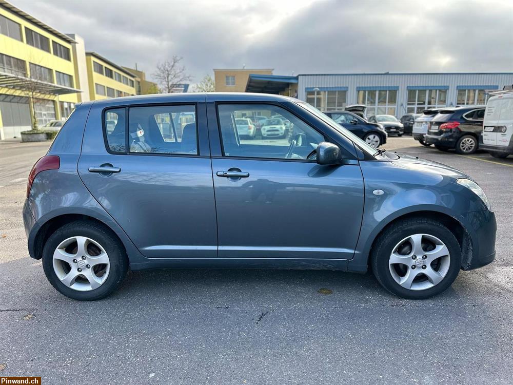 Bild 5: SUZUKI Swift 1.3i 16V GL Top 4x4