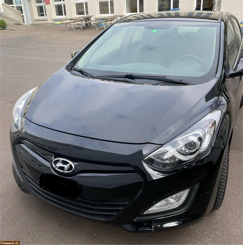 Bild 2: Verkauf: Hyundai i30 Jg. 2013