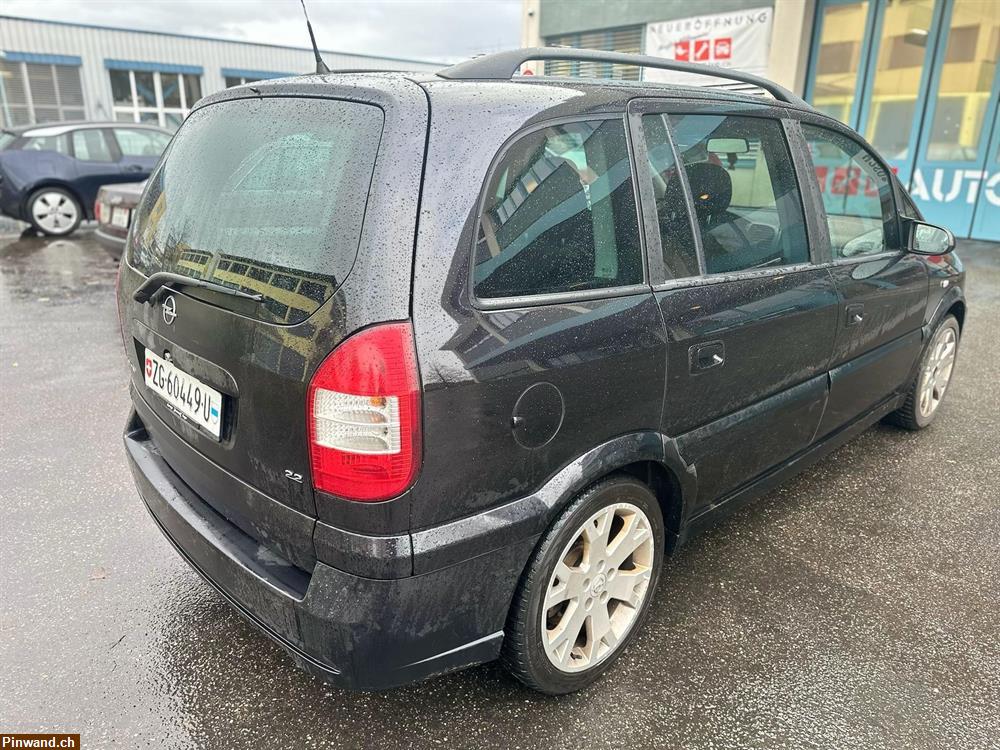 Bild 3: OPEL Zafira 2.2i 16V Elegance