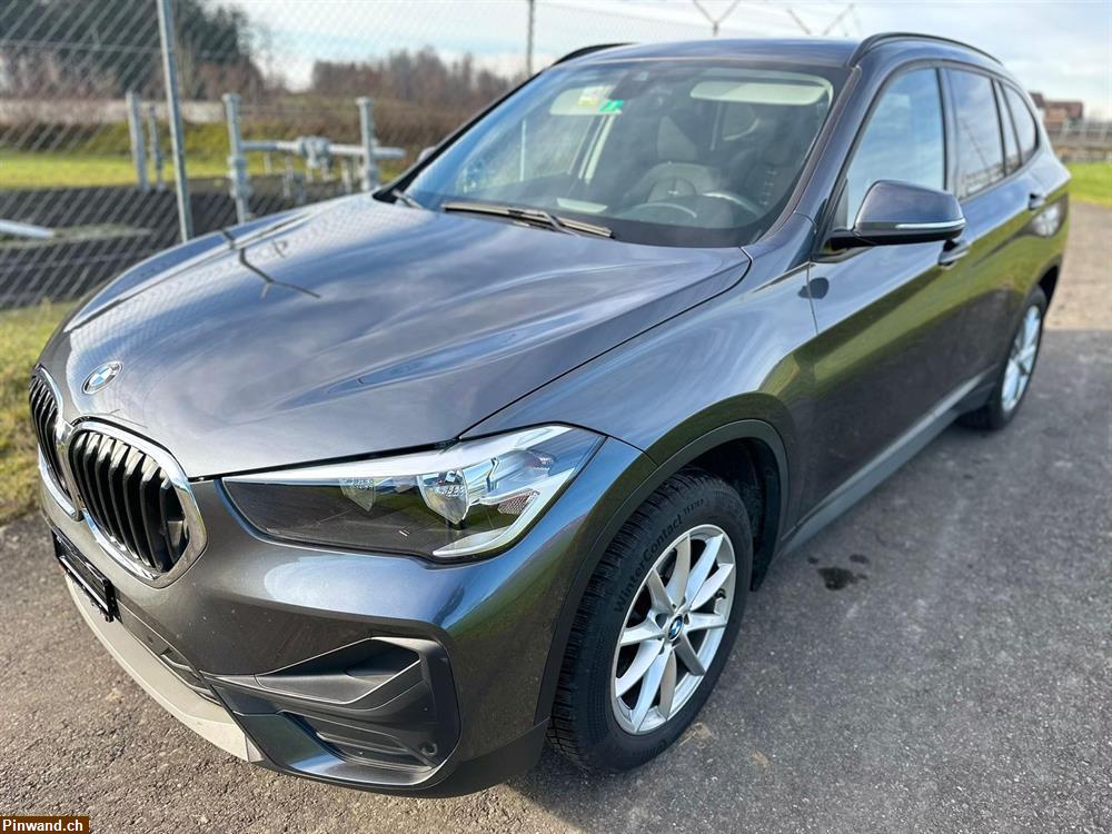 Bild 2: BMW X1 sDrive 18i Travel Edition