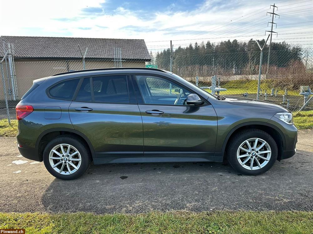 Bild 4: BMW X1 sDrive 18i Travel Edition