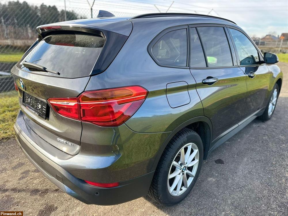 Bild 3: BMW X1 sDrive 18i Travel Edition