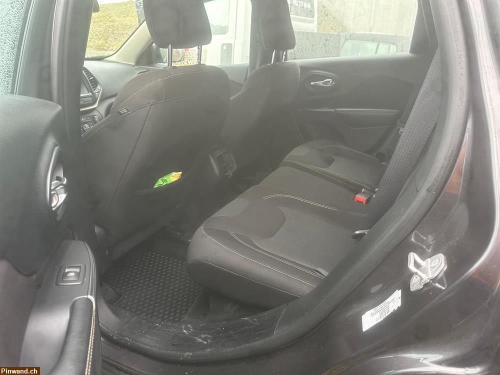 Bild 6: Jeep Cherokee 2.2 TD zu verkaufen