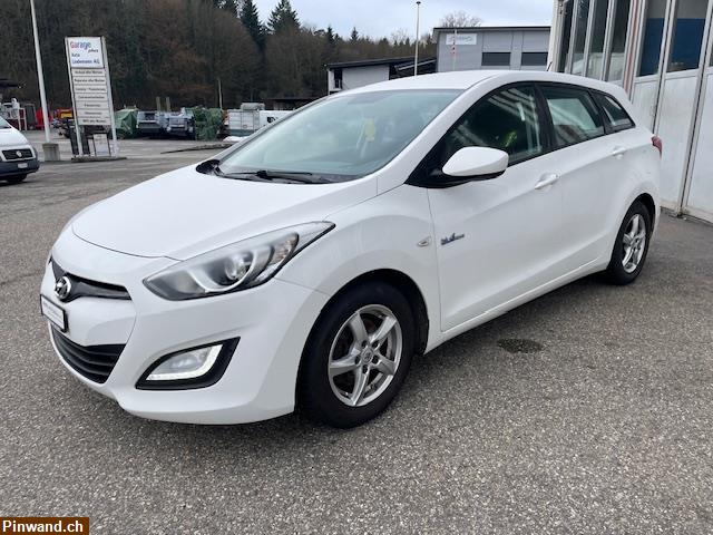 Bild 2: Hyundai i30 Wagon 1.6 zu verkaufen