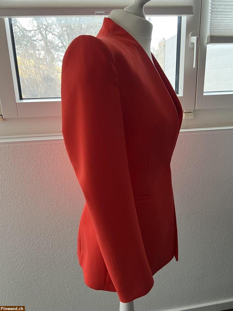 Bild 4: Damen Blazer rot zu verkaufen