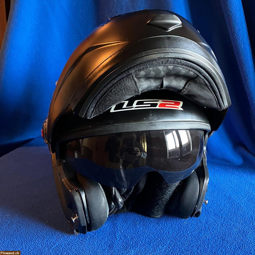 Bild 2: Verkauf: Motorradhelm LS 2 Gr. XXL