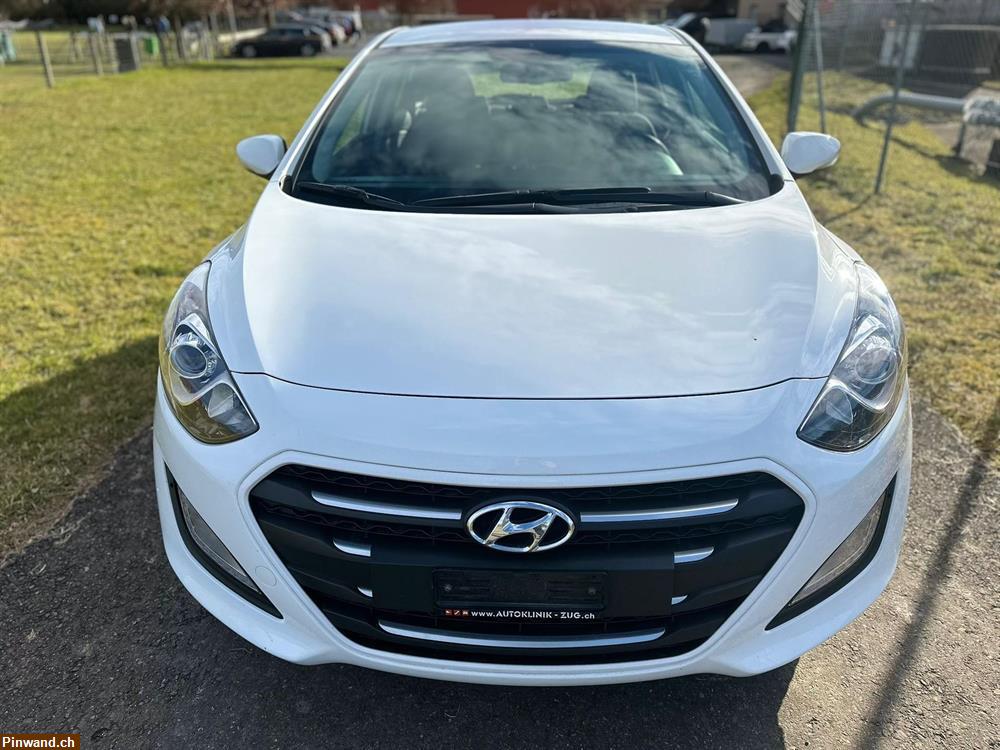 Bild 2: HYUNDAI i30 1.6 CRDi Vertex Automatic DCT