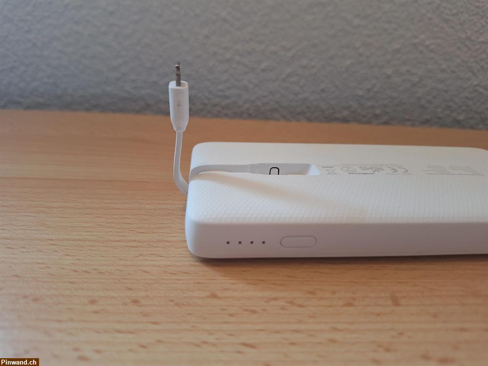 Bild 5: Powerbank 10000 mAh RAVPower RP-PB099 Lightning