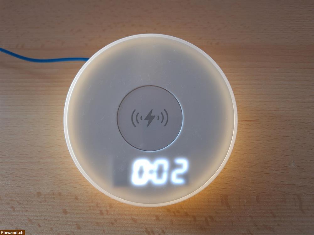 Bild 3: Xlayer Wireless Charging Alarm Clock