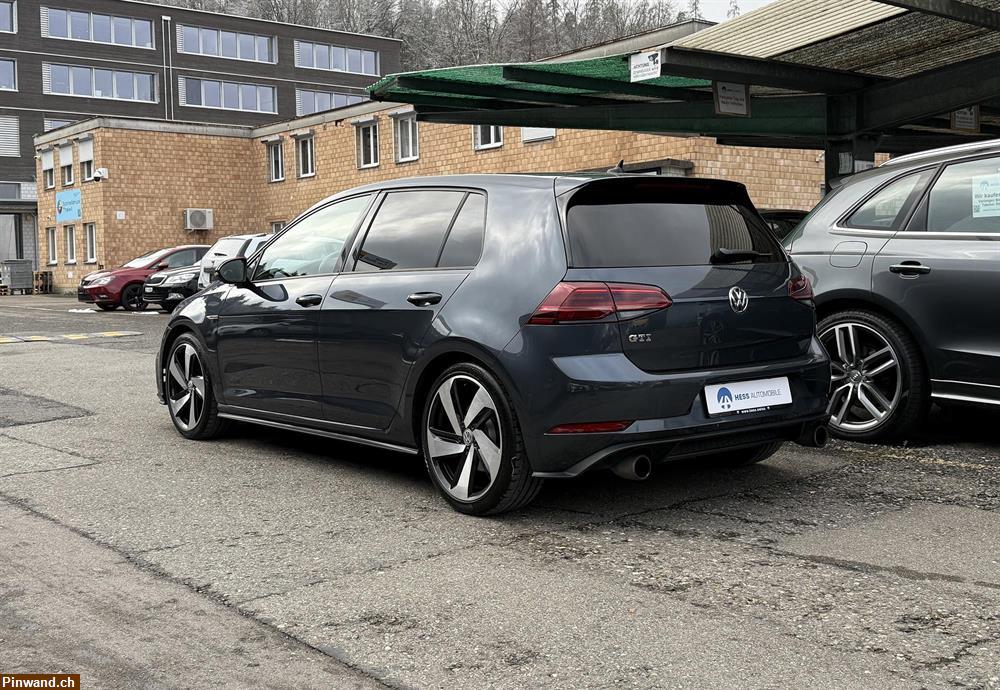 Bild 4: VW Golf 2.0 TSI GTI