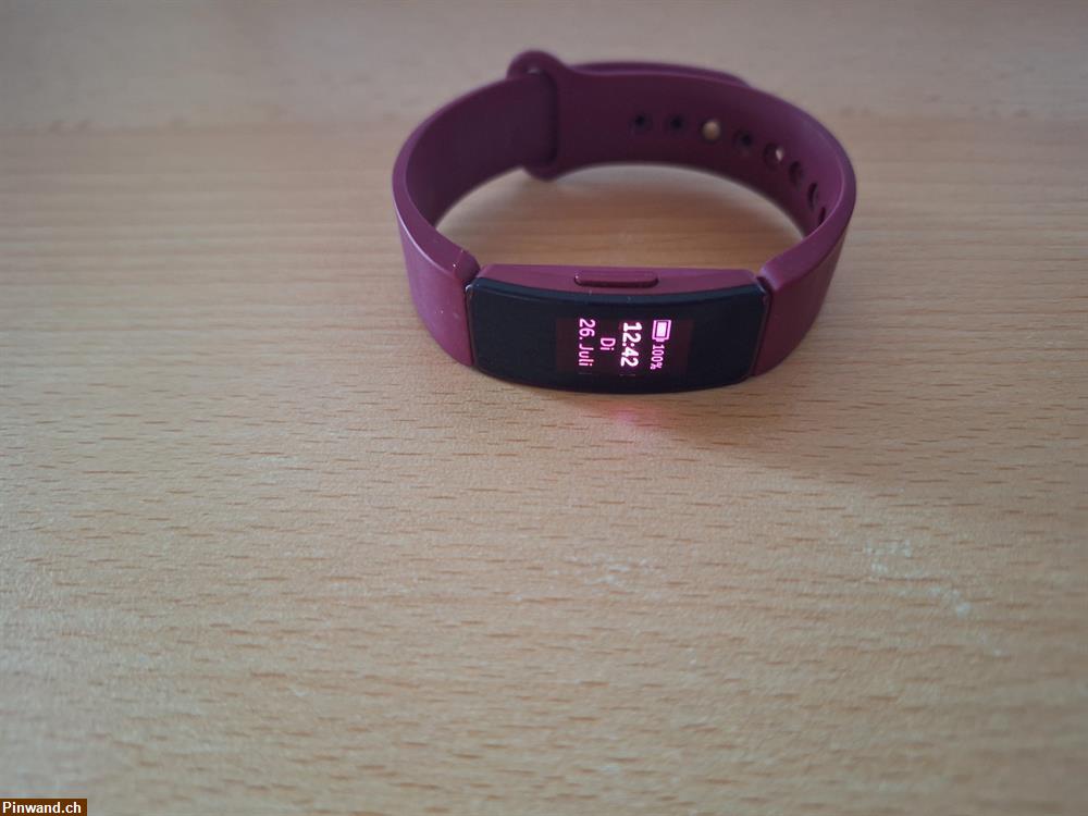 Bild 7: Fitness Tracker fitbit inspire