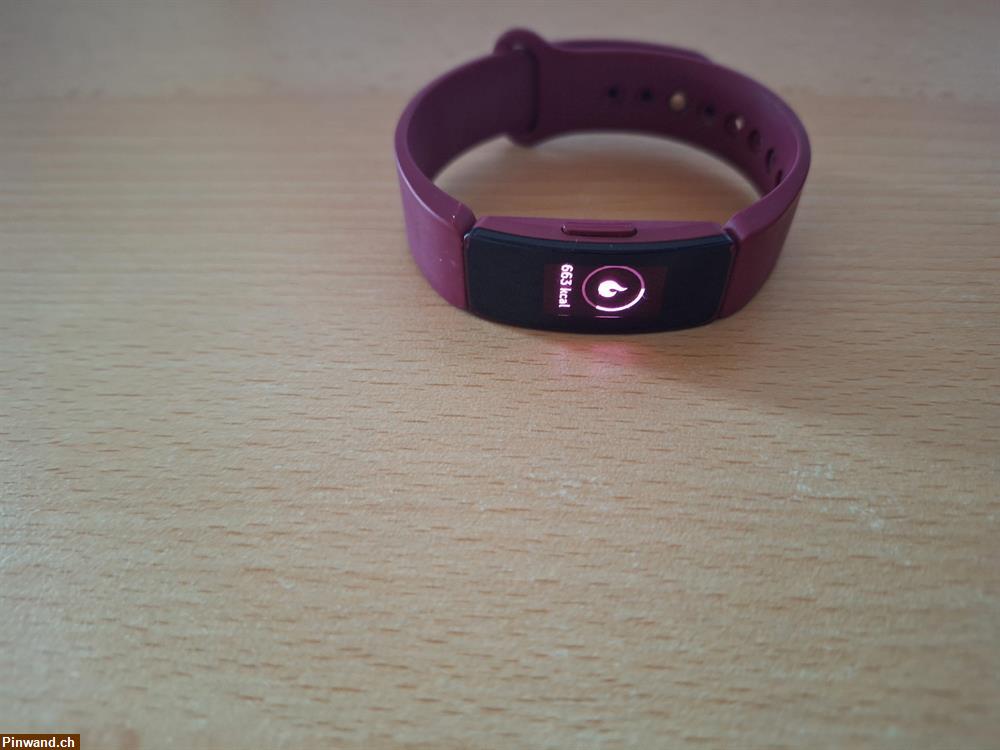 Bild 9: Fitness Tracker fitbit inspire