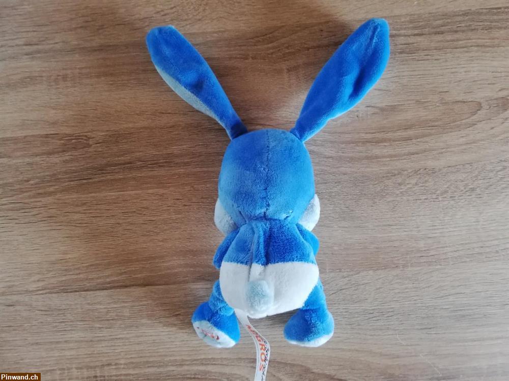 Bild 3: Blauer Hase mit Licht