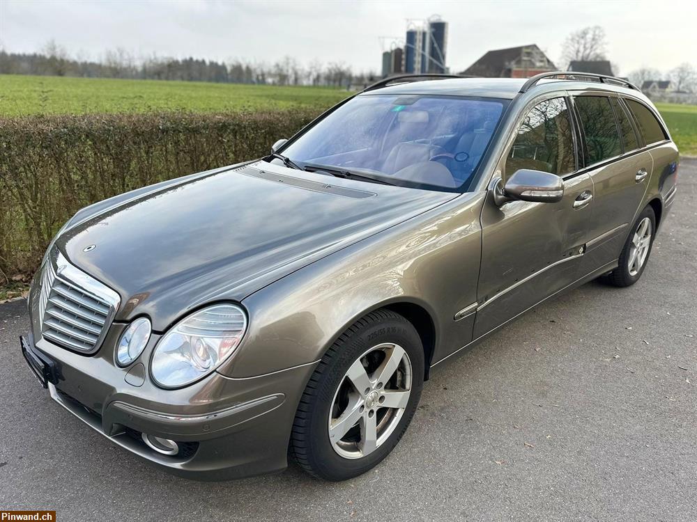 Bild 2: MERCEDES-BENZ E 350 Elégance 4Matic Automatic