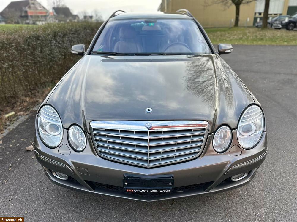 Bild 3: MERCEDES-BENZ E 350 Elégance 4Matic Automatic