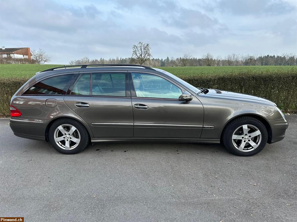 Bild 5: MERCEDES-BENZ E 350 Elégance 4Matic Automatic