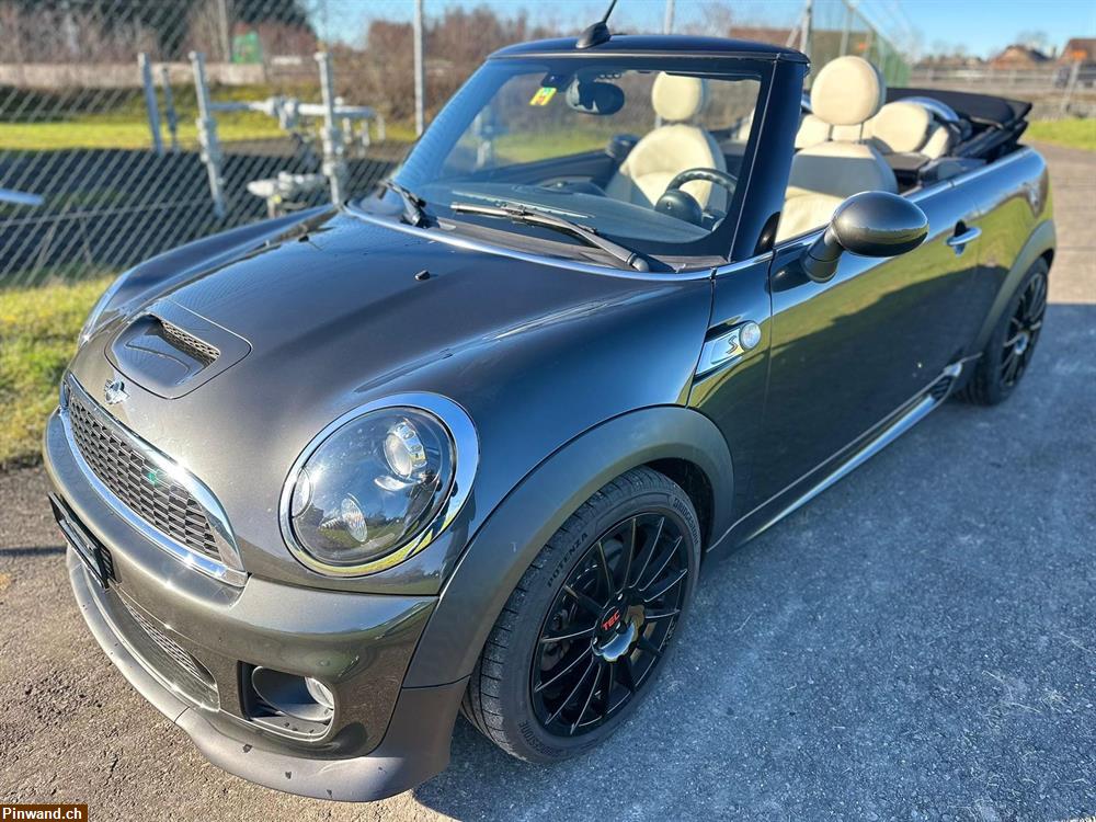 Bild 2: MINI Mini Cabrio Cooper S Steptronic