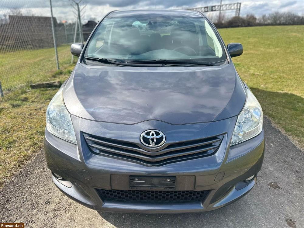 Bild 3: TOYOTA Verso 2.0 D-4D Linea Sol