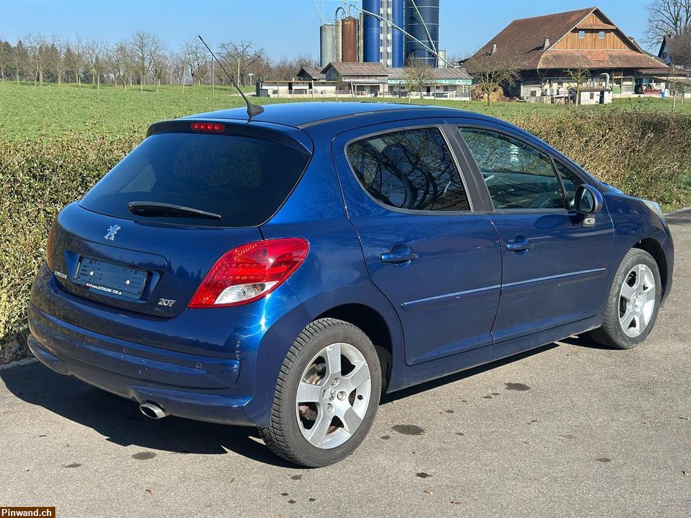 Bild 6: PEUGEOT 207 1.6 16V Sport Pack